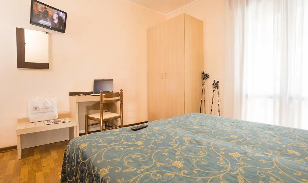 Hotel Trevi Lido di Jesolo 3*,